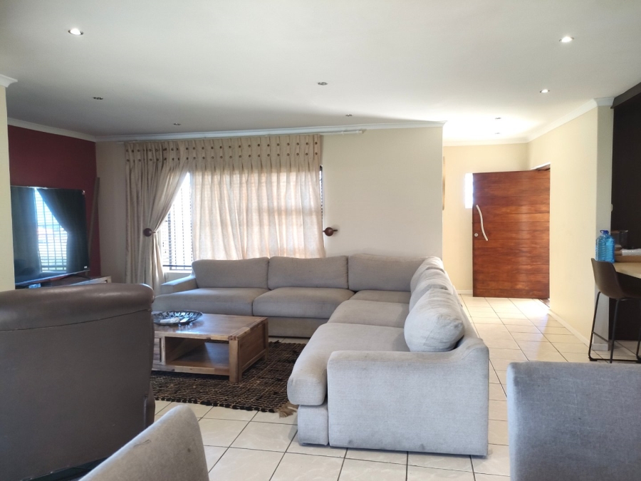  Bedroom Property for Sale in Bluewater Bay Eastern Cape